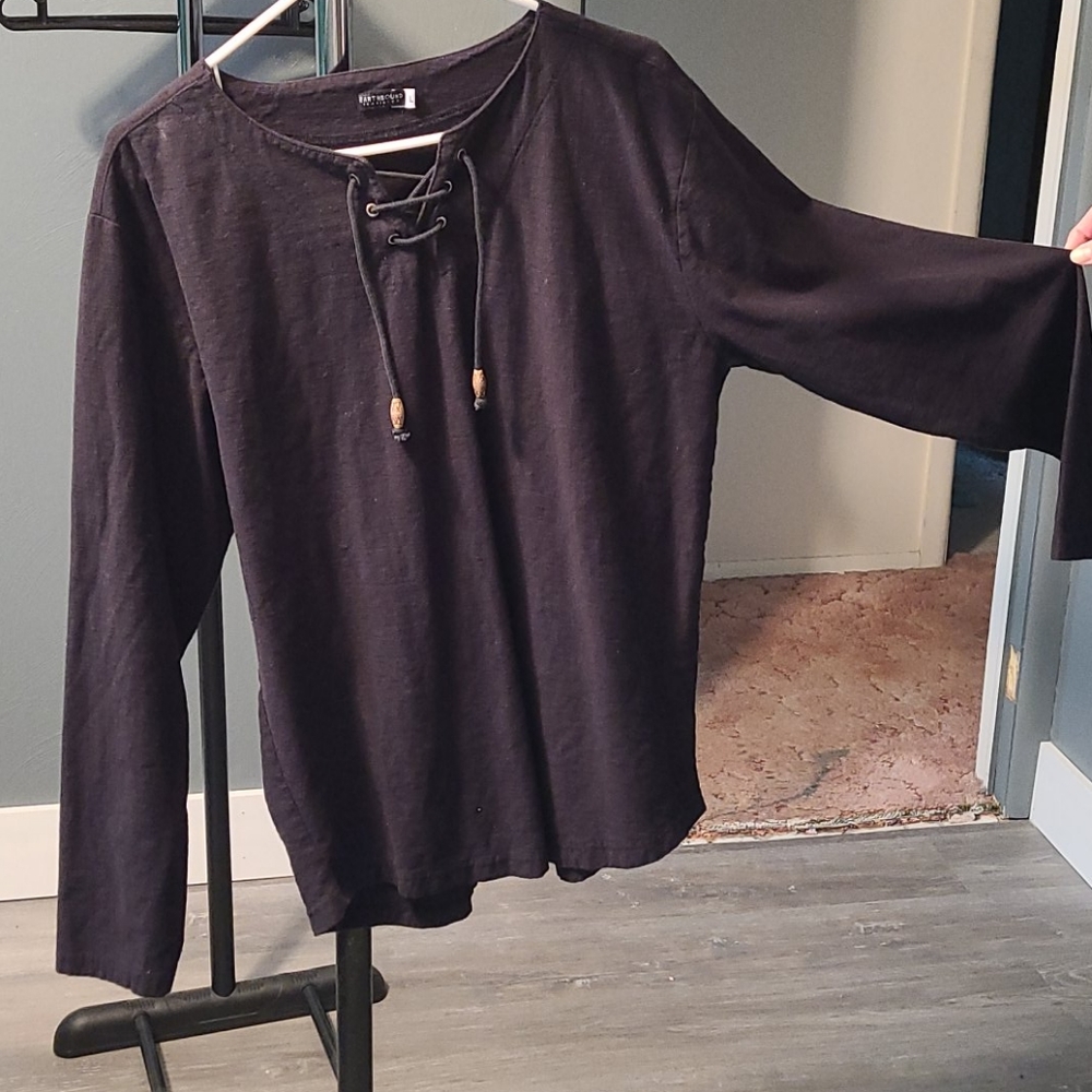 Shirt - Picture 3 of 4